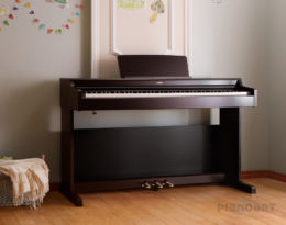 Yamaha Arius YDP 165R Digital Piano Wohnzimmer