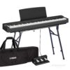 Portable Set Yamaha P-225 in Schwarz mit Tasche, Stand und Pedale